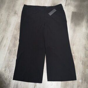 NWT Lane Bryant Ladies Size 22 Petite Black Wide Leg Right Fit Technology Pants